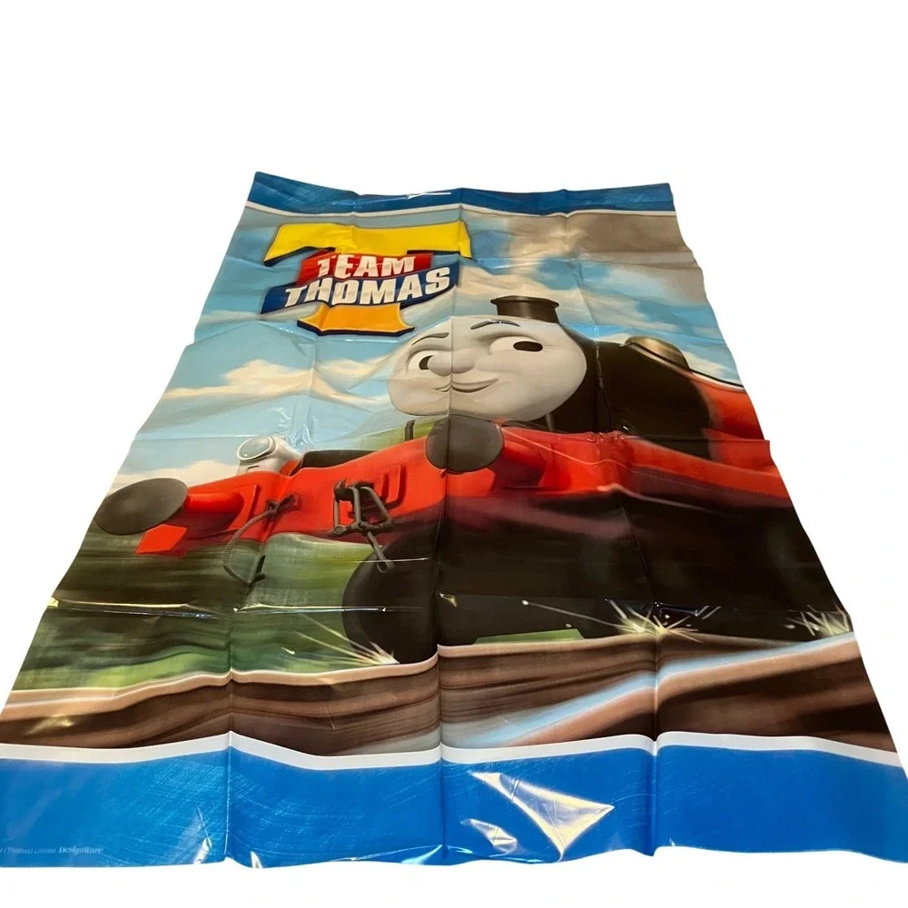 Thomas & Friends Wall Decorating Kit Kids  Blue New 5 Piece Scene Setter